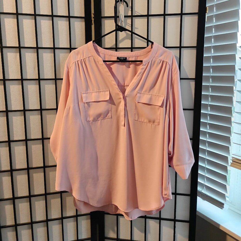 Torrid Harper 3/4 Sleeve Pullover Blouse - Size 1 - Pink